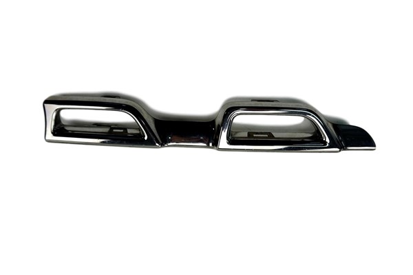 Накладка решітки радіатора права Dacia Duster 2013-2018 POLCAR 28200514 POLCAR 28200514