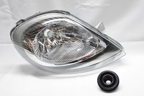 Фара передня права POLCAR 602610-E Фара передня права Opel Vivaro 2001-2007 POLCAR 602610-E POLCAR 602610-E